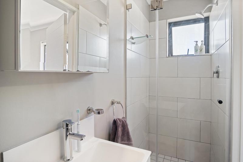 2 Bedroom Property for Sale in Rondebosch Western Cape